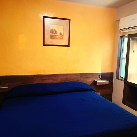 Hotel Baeza Delicias Eksteriør bilde