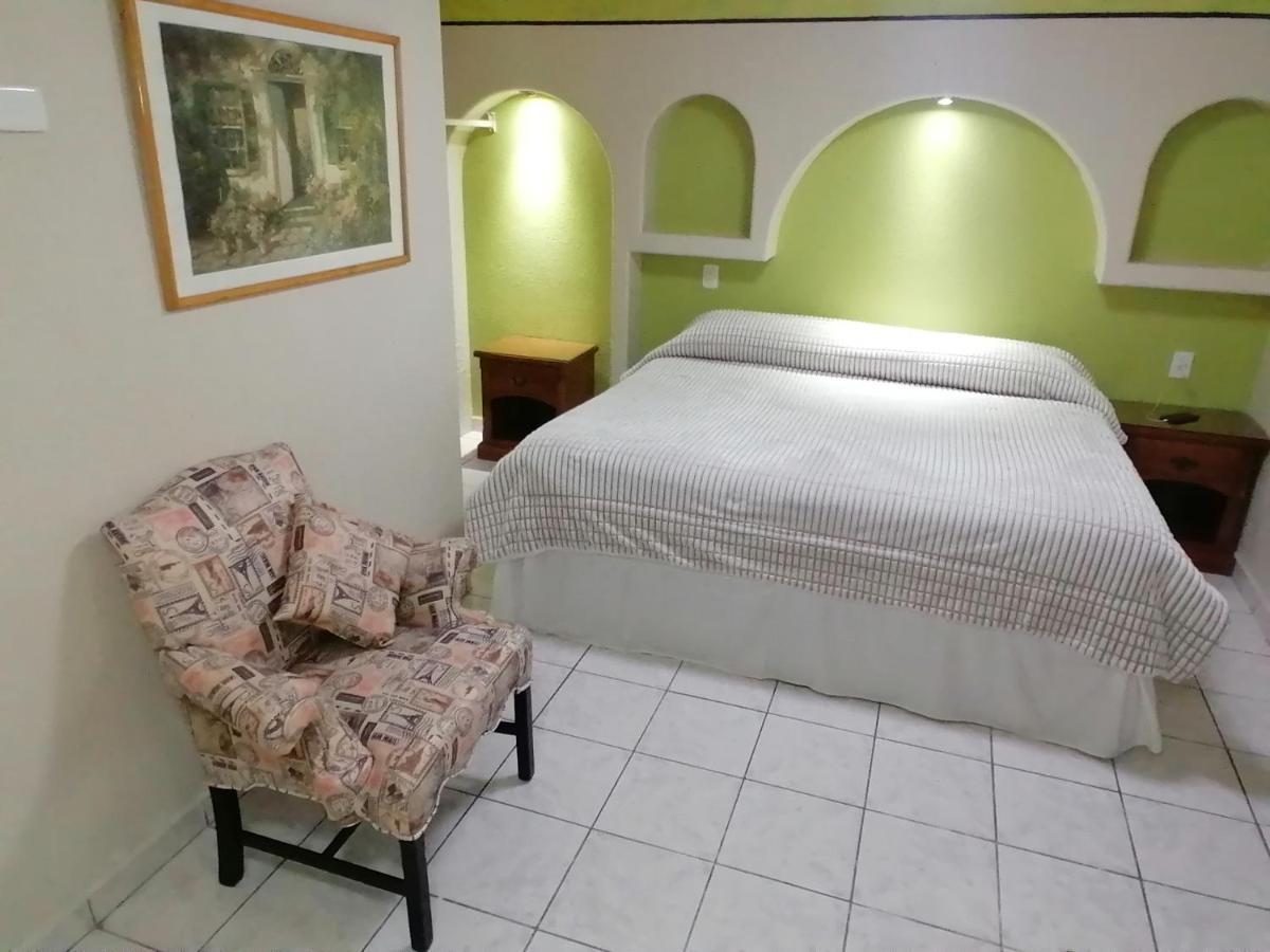 Hotel Baeza Delicias Eksteriør bilde