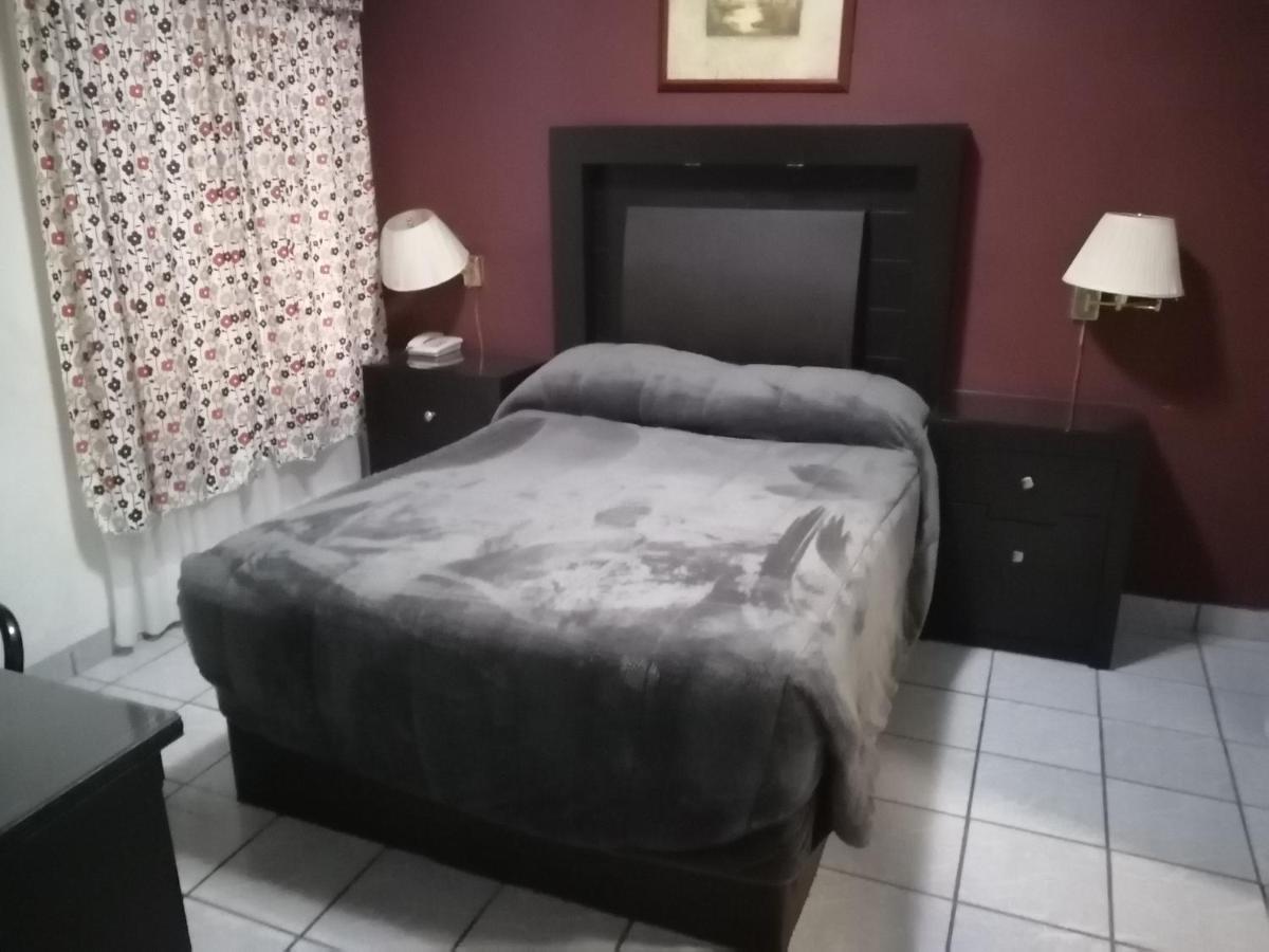 Hotel Baeza Delicias Eksteriør bilde