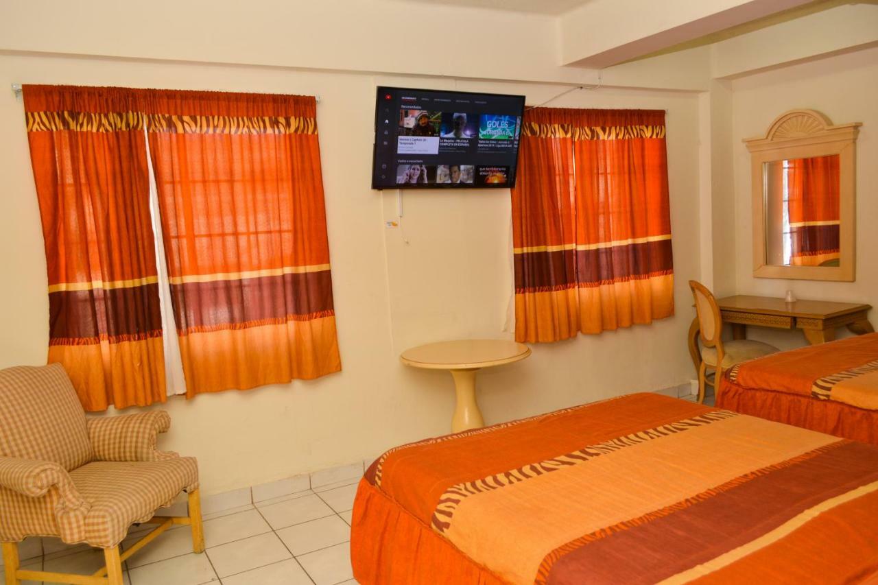 Hotel Baeza Delicias Eksteriør bilde