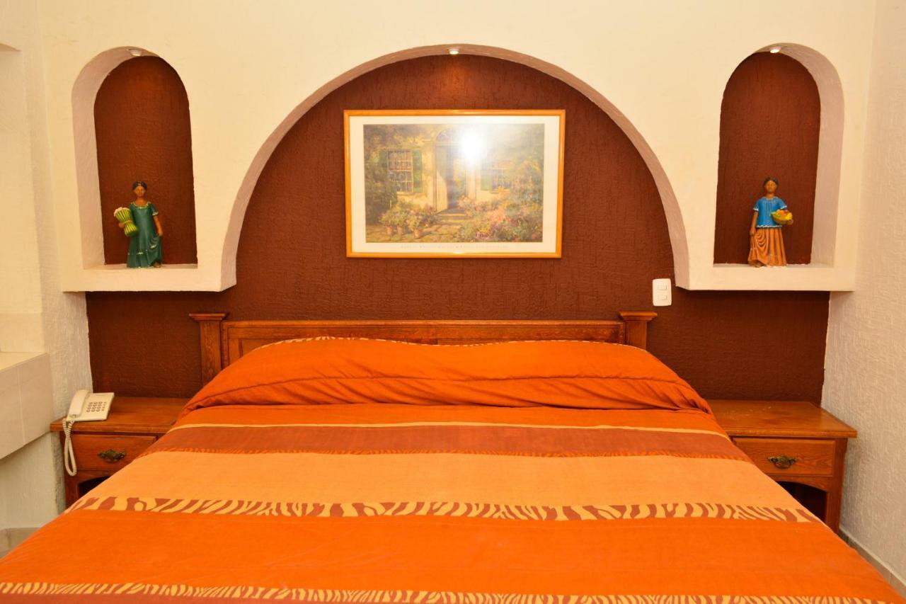 Hotel Baeza Delicias Eksteriør bilde